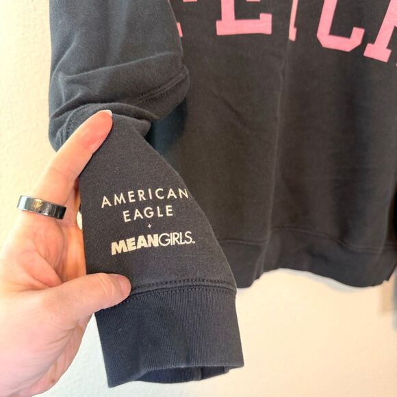 American Eagle x Mean Girls That’s So Fetch Sweatshirt Size Large - Picture 3 of 11
